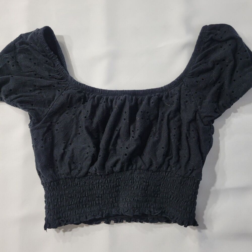 Hollister Black Eyelet Smocked Crop Top Blouse Size XS Short Sleeve Peasant Top